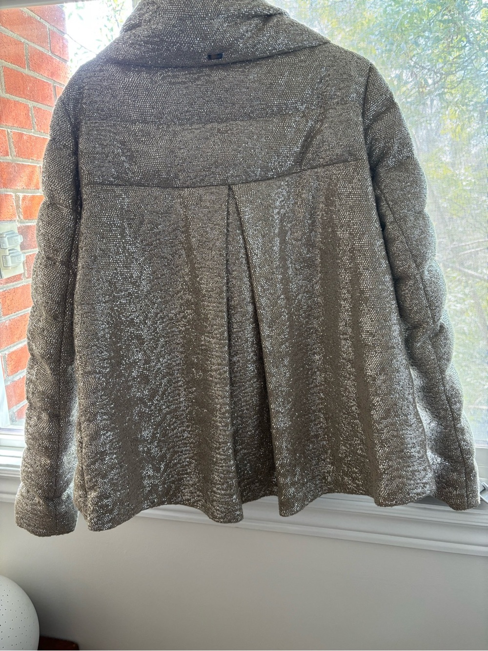 Authentic Herno Resort Shimmering Lurex Flared Puffer Jacket Taupe - Picture 5 of 7